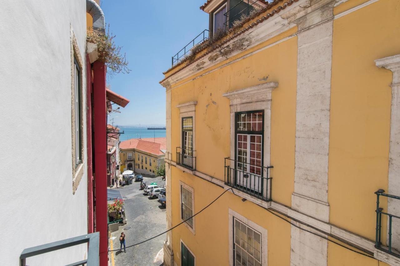 Cozy Flat In The Heart Of Alfama Apartment Lissabon